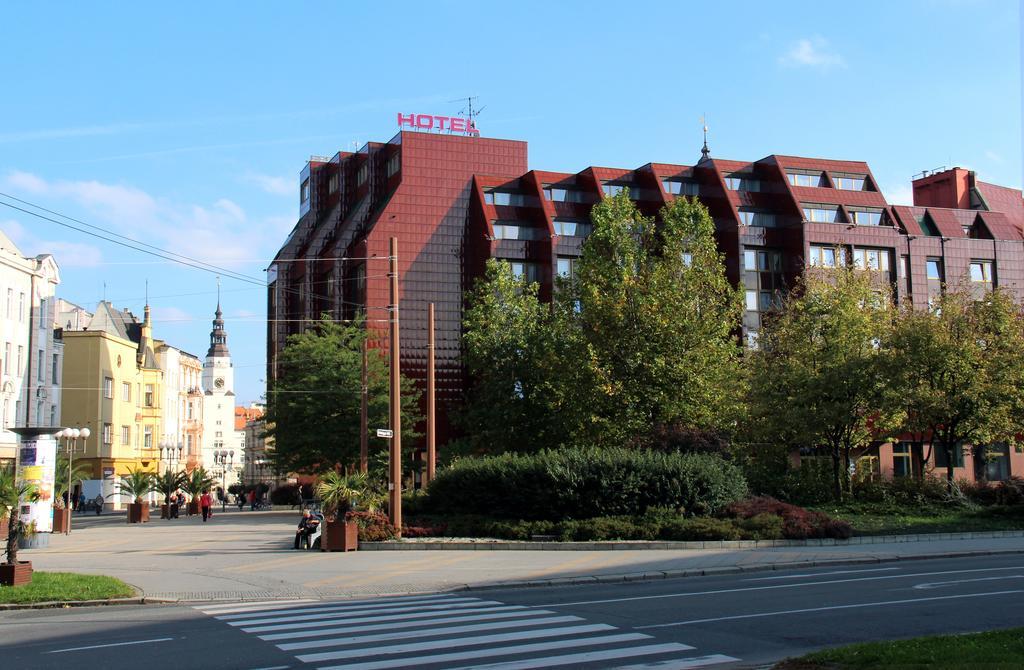 Hotel Koruna 오파바 외부 사진