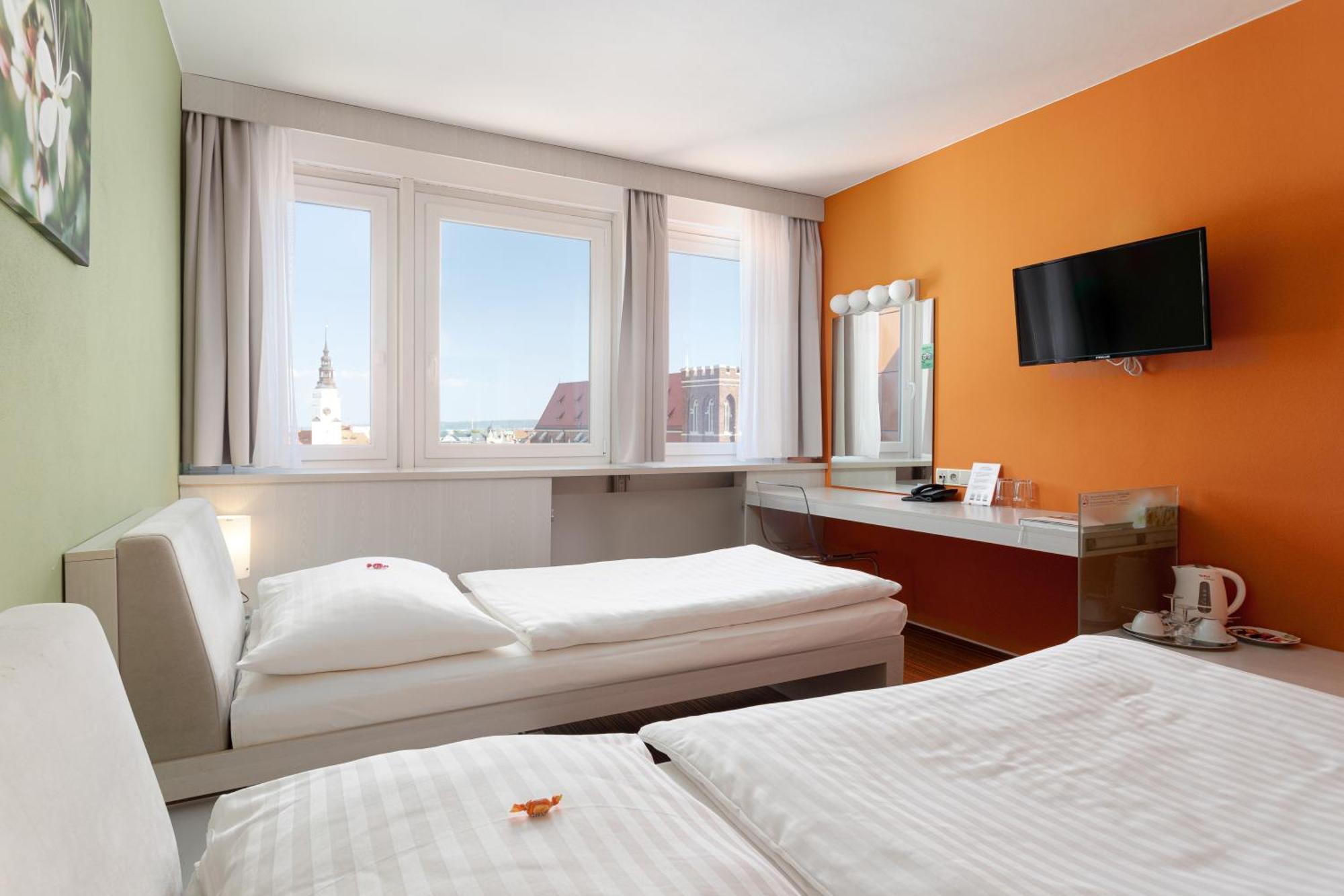 Hotel Koruna 오파바 외부 사진