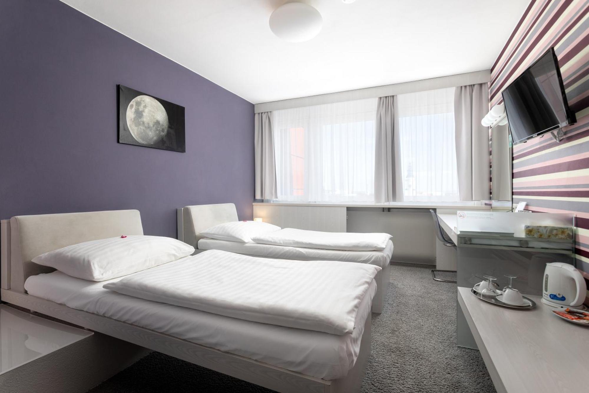 Hotel Koruna 오파바 외부 사진