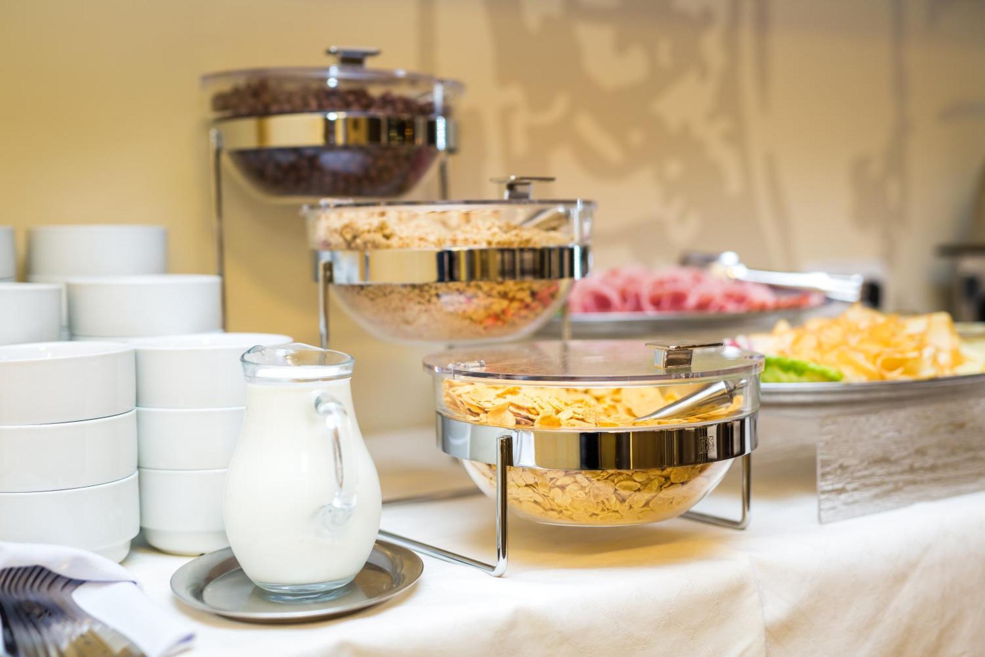 Hotel Koruna 오파바 외부 사진