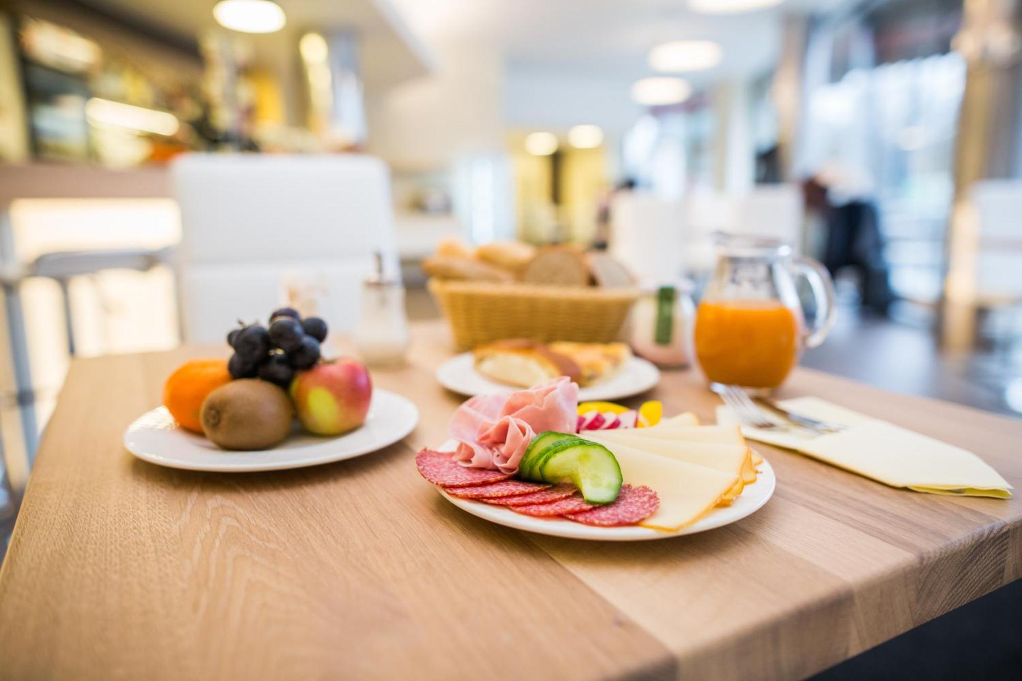 Hotel Koruna 오파바 외부 사진